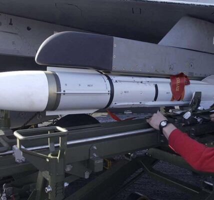 Франція відправить Україні бронемашини та ракети MICA для літаків Mirage