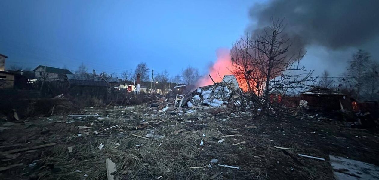Понад 300: у РФ заявили про масовану атаку дронів
