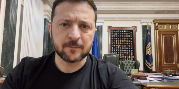 Зеленський пообіцяв "активізувати" дипломатію