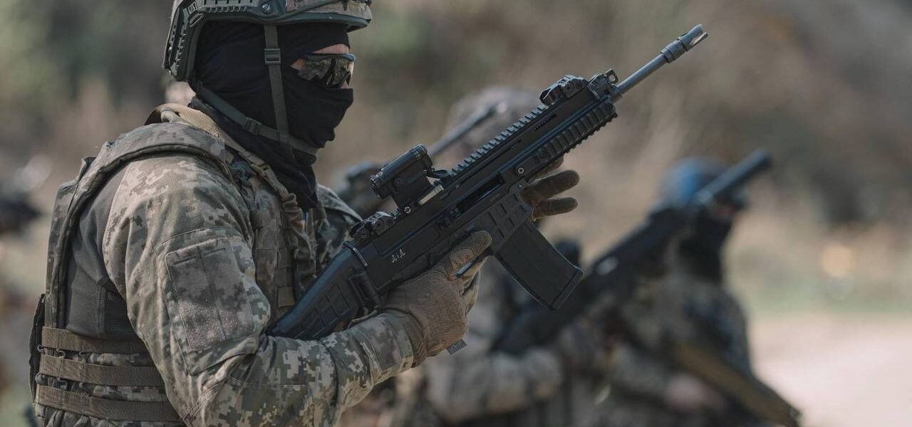 Мінстратегпром обговорив із COLT CZ та Česká Zbrojovka розробку нової штурмової гвинтівки