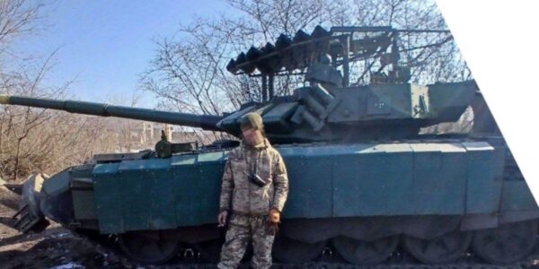 Росія, ймовірно, вперше залучила на фронт танки з КАЗ