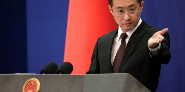 Китай відреагував на російські обстріли України