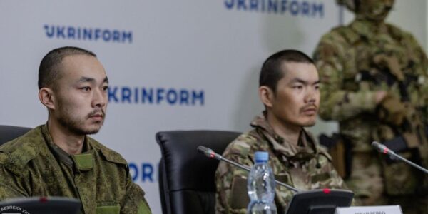 Китай відповів на прохання полонених про обмін