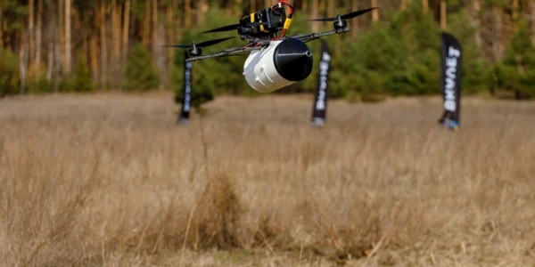 В Україні випробували оптоволоконні FPV-дрони з дальністю 20 км