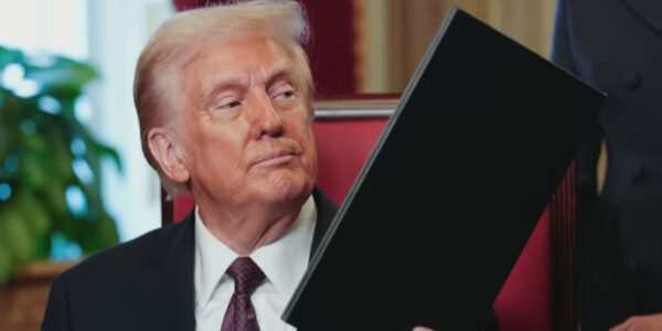 Трамп продовжив дію санкцій Байдена проти Росії