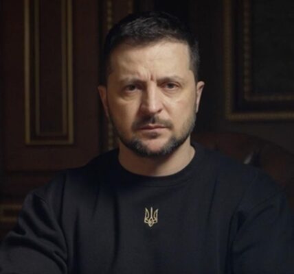 Зеленський пояснив, до чого Кремль готує росіян