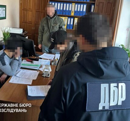 Судитимуть суддю з Житомирщини, яка передала своєму батькові закриті дані