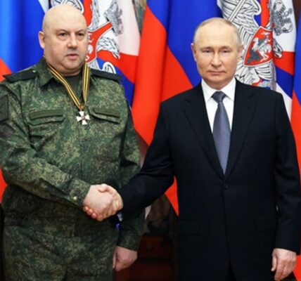 ЗМІ знайшли зниклого генерала РФ Суровікіна