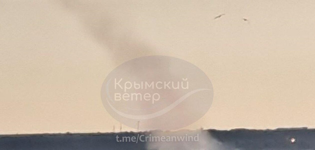 В Криму гриміли потужні вибухи в кількох районах