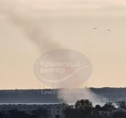 В Криму гриміли потужні вибухи в кількох районах