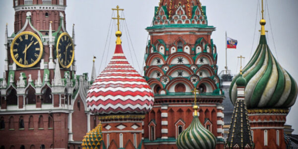 Більше було тільки у пандемію: У Росії вдвічі зріс дефіцит на тлі падіння цін нафти