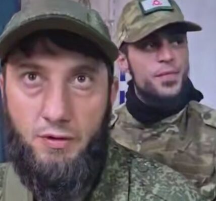 У мережі з'явилося відео шикування окупантів-найманців