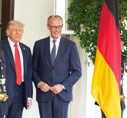 Мерц вручив Трампу неочікуваний подарунок