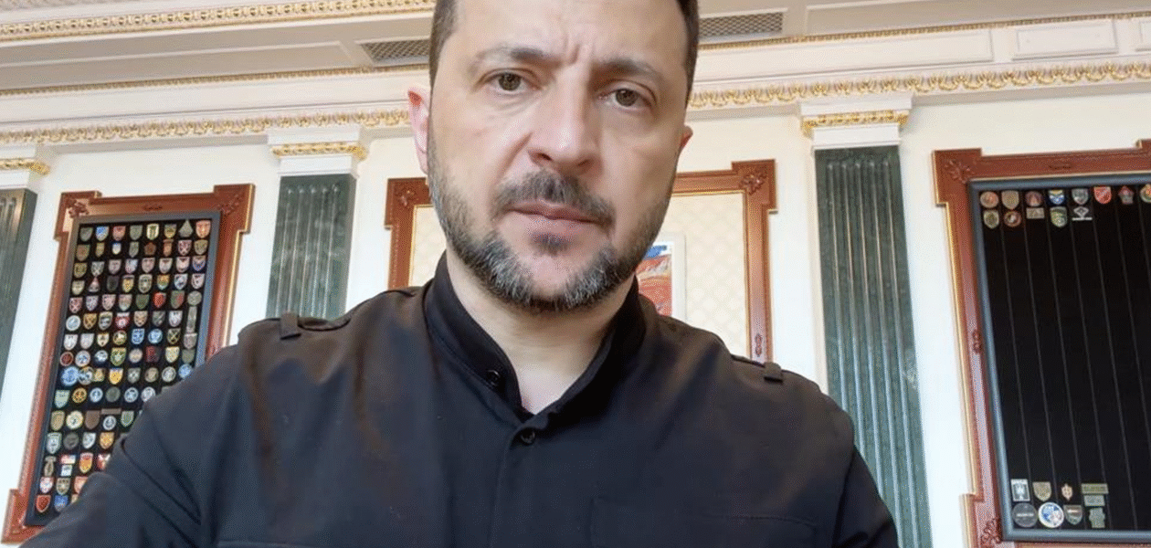 Зеленський про РФ: біснуваті з "шахедами" і червоною кнопкою