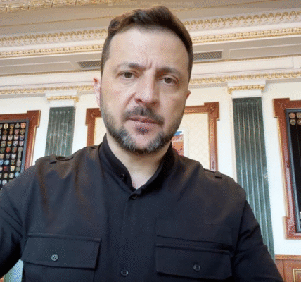 Зеленський про РФ: біснуваті з "шахедами" і червоною кнопкою