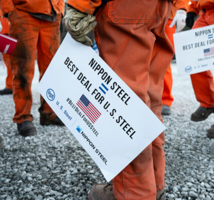 Трамп схвалив поглинання U.S. Steel японською Nippon Steel за $15 мільярдів