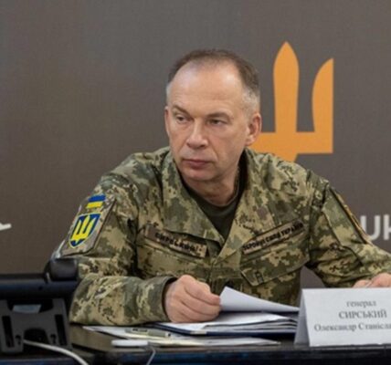 Сирський зробив заяву щодо територій Росії