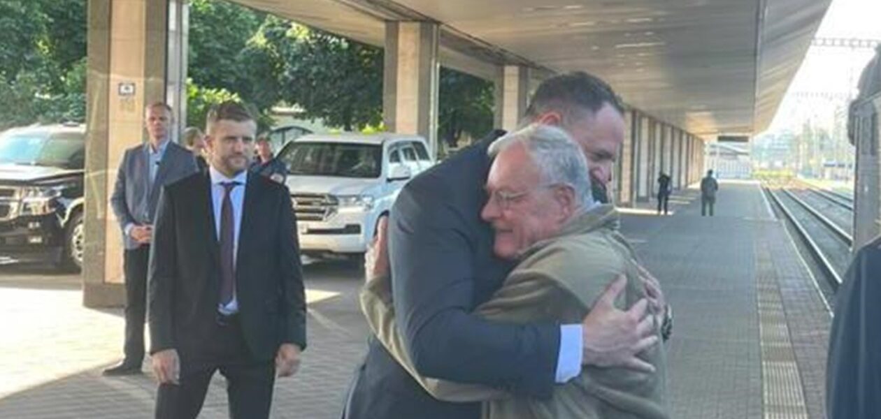 Келлог приїхав з тривалим візитом в Україну