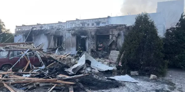 Удар по Добропіллю: рятувальники розкрили подробиці та показали нові фото