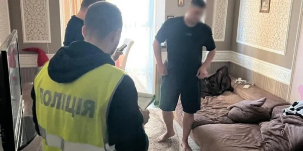 У Києві розкрито зухвалу крадіжку 15 млн грн з автомобіля обміну валют (фото)