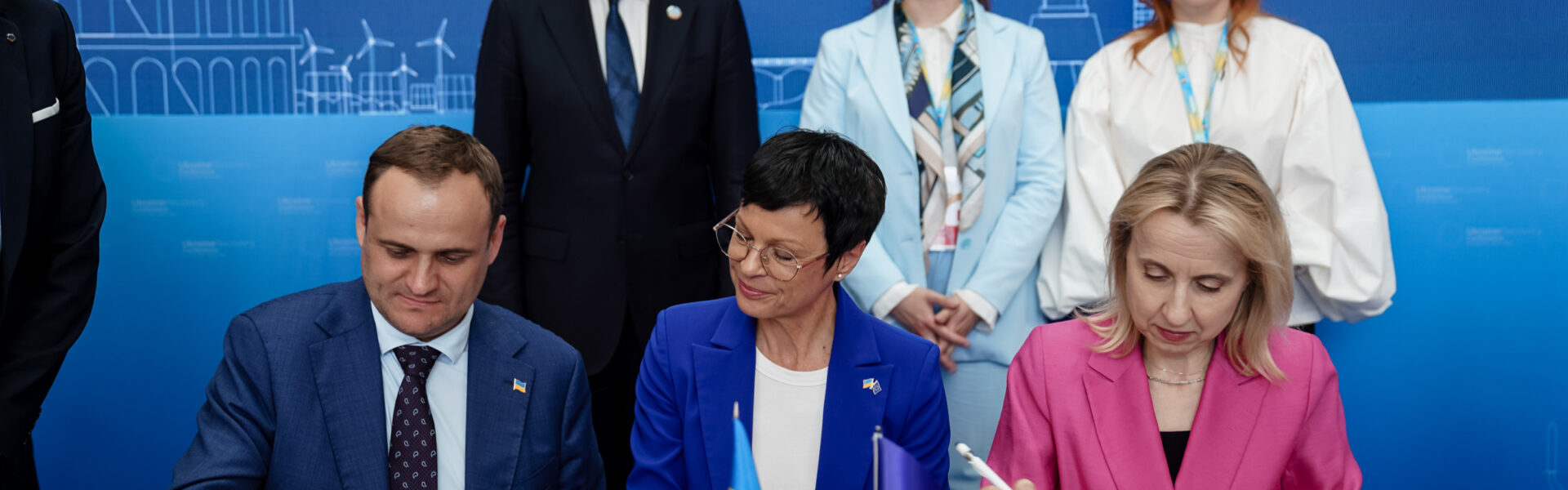 ЄІБ виділить понад 130 мільйонів євро на відновлення транспортної інфраструктури України