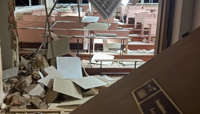 У Сумах через російську атаку пошкоджено навчальний заклад