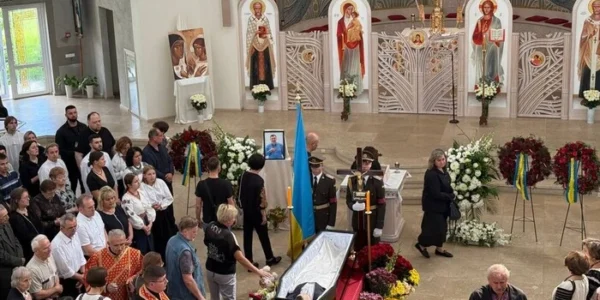 Львів прощається з нардепом Рущишиним, який загинув у ДТП (фото)