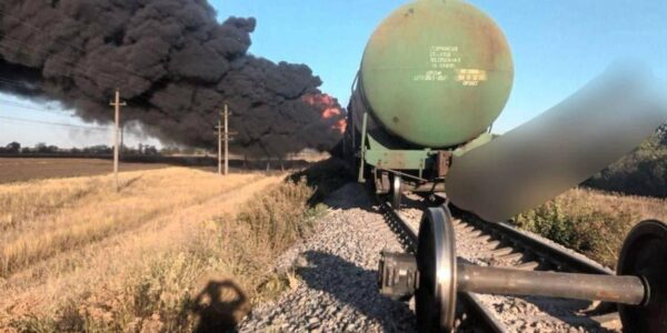 З'явились кадри знищення поїзду РФ на Запоріжжі