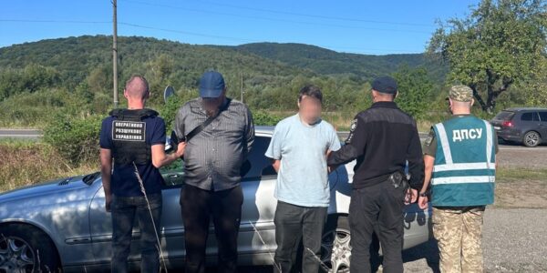 Священник УПЦ МП хотів провезти ухилянта під рясою