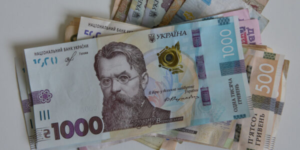 Надходження митних платежів до держбюджету зросли на третину