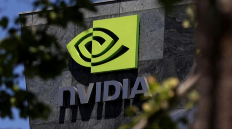 Китай закликав фірми уникати чипи Nvidia після дозволу на продажі від Трампа
