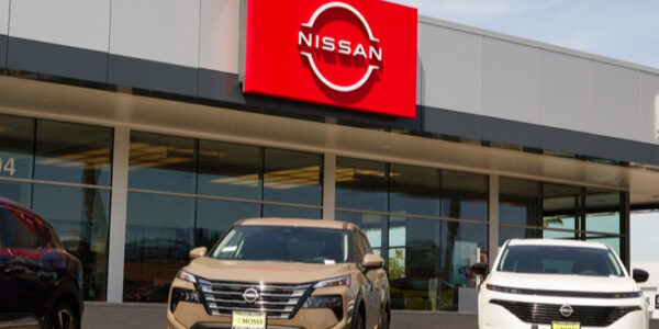 Nissan планує продавати гібридні авто замість електромобілів на ринку ПАР