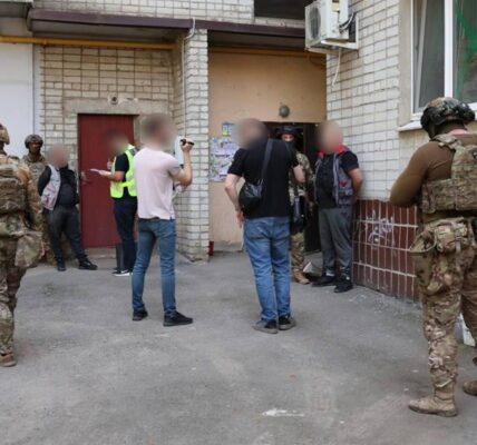 На Харківщині затримали нападників на матір військового