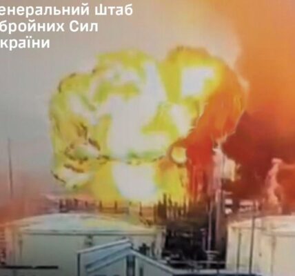 В Росії уражено порт, НПЗ і логістику - Генштаб