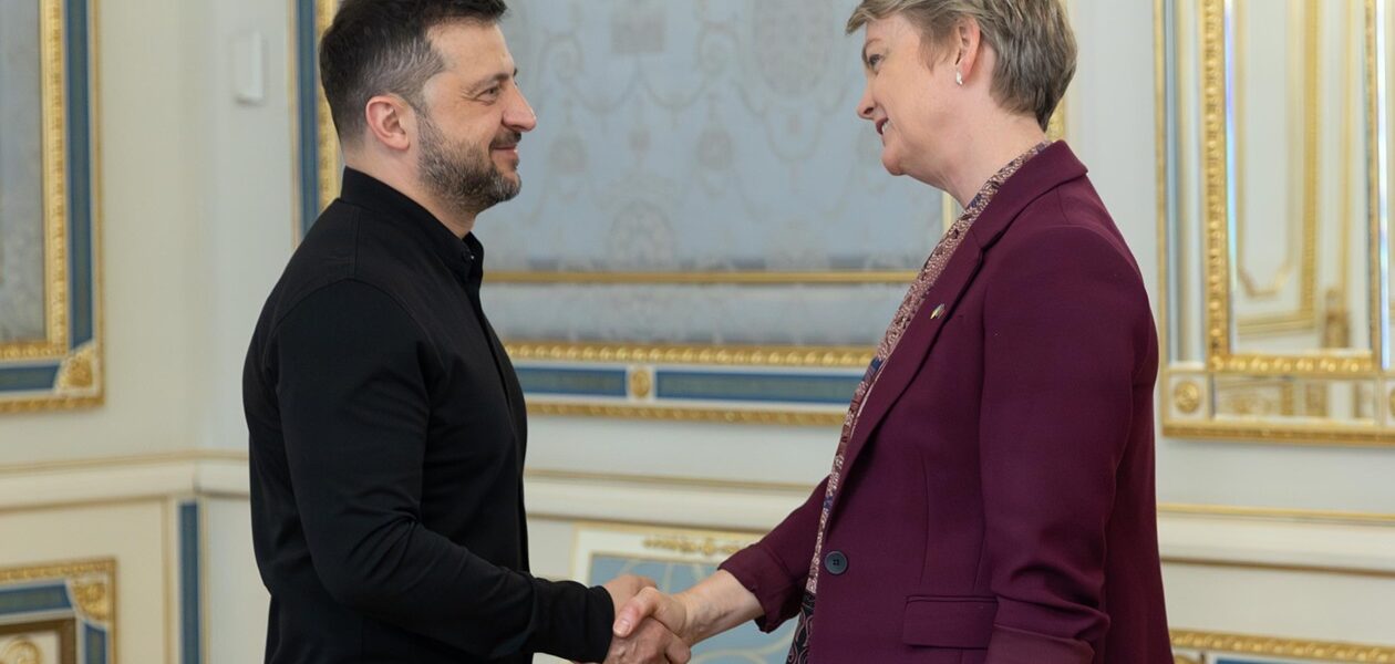 Зеленський обговорив з головою МЗС Британії посилення ППО