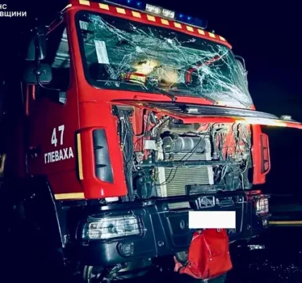 Окупанти повторно вдарили по об’єкту на Київщині, де працювали рятувальники