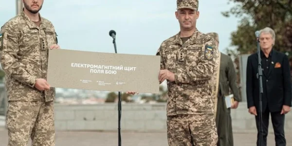 Змушують ворога осліпнути, оглухнути і замовкнути. Київ вшанував «невидимих» воїнів ЗСУ