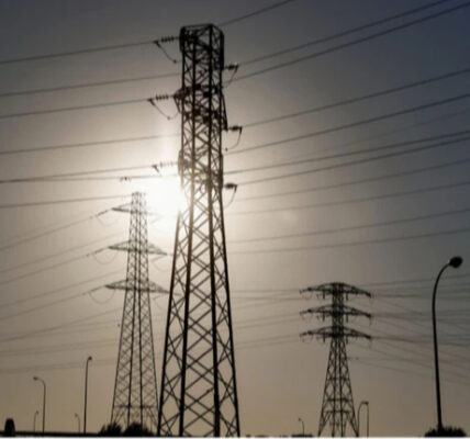 На Київщині через обстріли були відключення