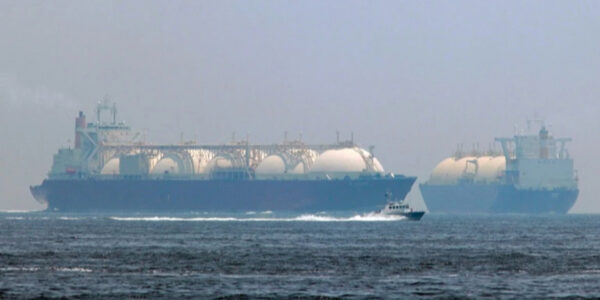 Китай прийняв підсанкційний газ РФ, попри обмеження Британії