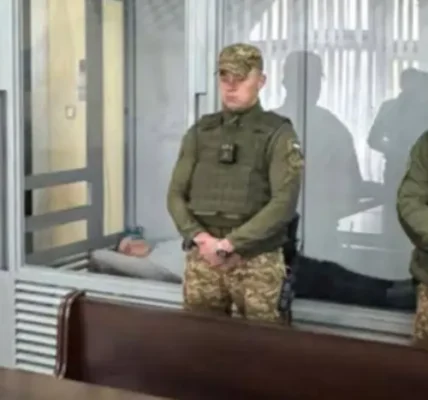 Обвинувачений у справі Фаріон приліг в залі суду (фото)