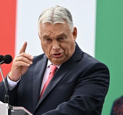 Україна не є суверенною державою - Орбан