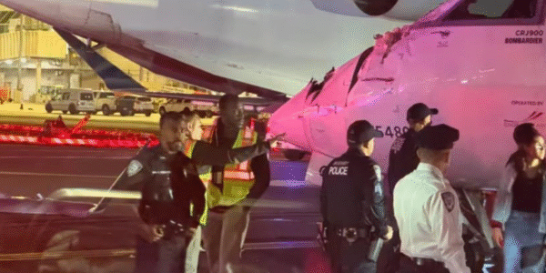 У Нью-Йорку в аеропорту зіткнулися два літаки