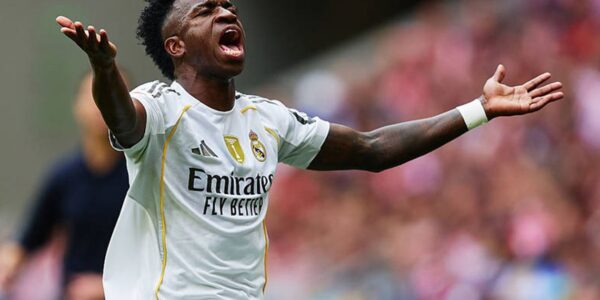 Вінісіус став погорільцем: згоріла сауна в його домі