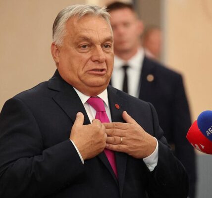 Орбану привиділась "українська розвідка" в смартфонах угорців