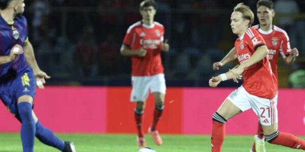 Відео голів Бенфіки за асистування Судакова