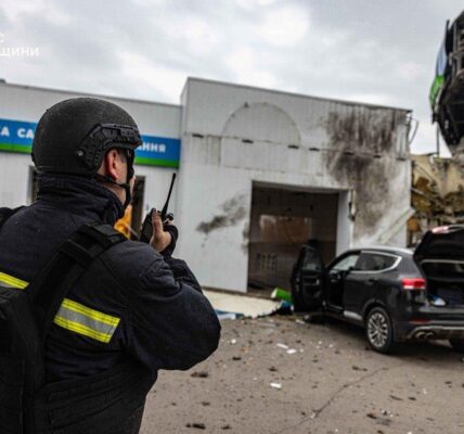 Росіяни атакували дроном АЗС у Сумах, є поранені