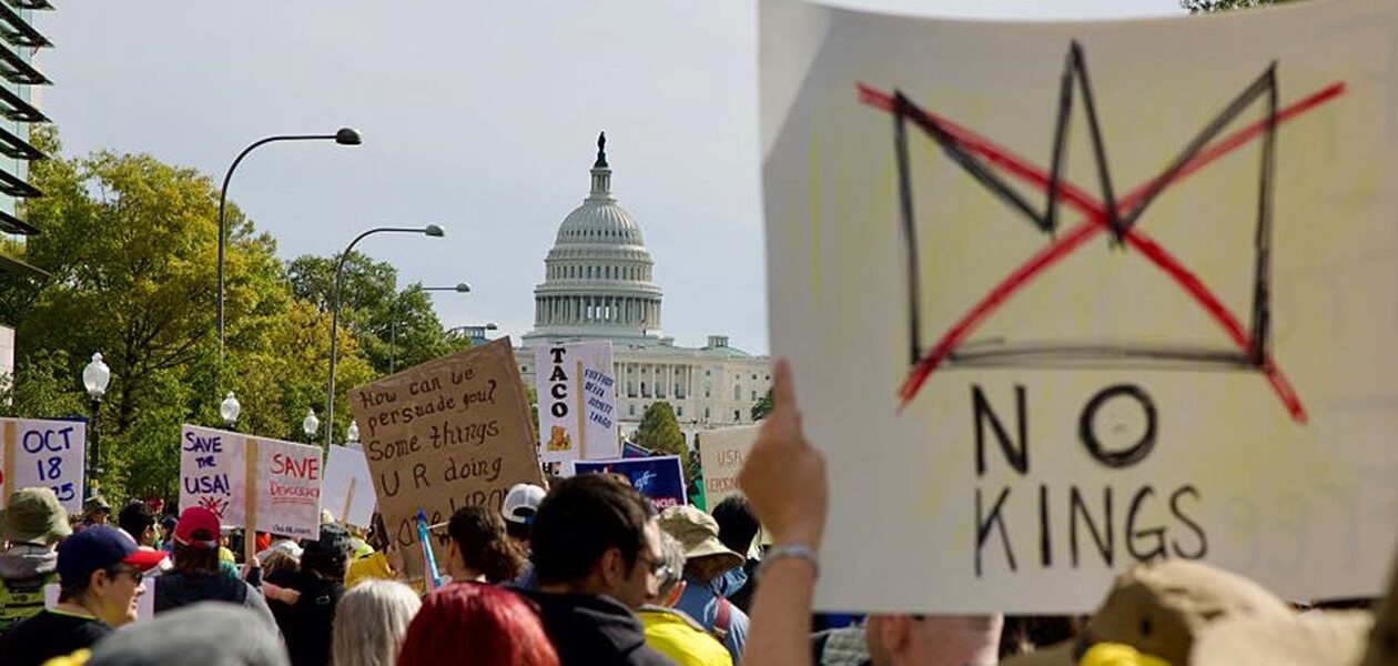 У США масові протести проти політики Трампа