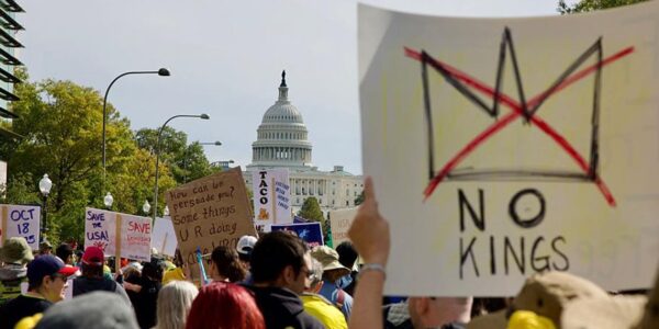 У США масові протести проти політики Трампа