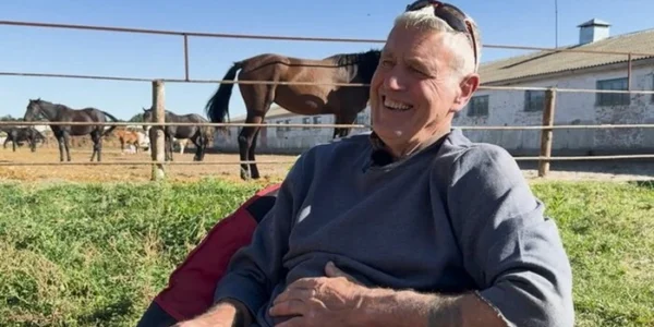 Коваль із Нової Зеландії приїхав допомагати Україні