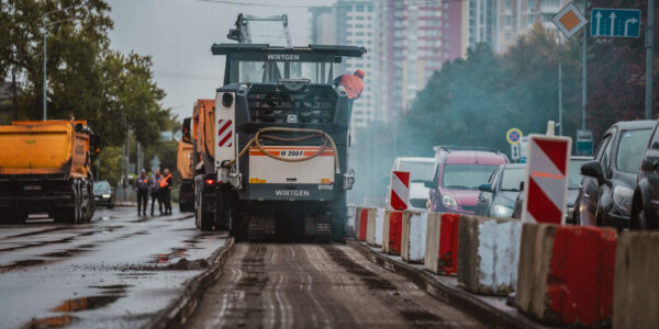 Компанія Шкіля почала ремонт Харківського шосе за мільярд гривень
